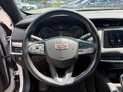2021 Cadillac XT4 FWD Premium Luxury