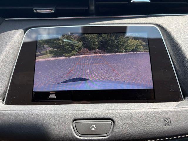 2021 Cadillac XT4 FWD Premium Luxury
