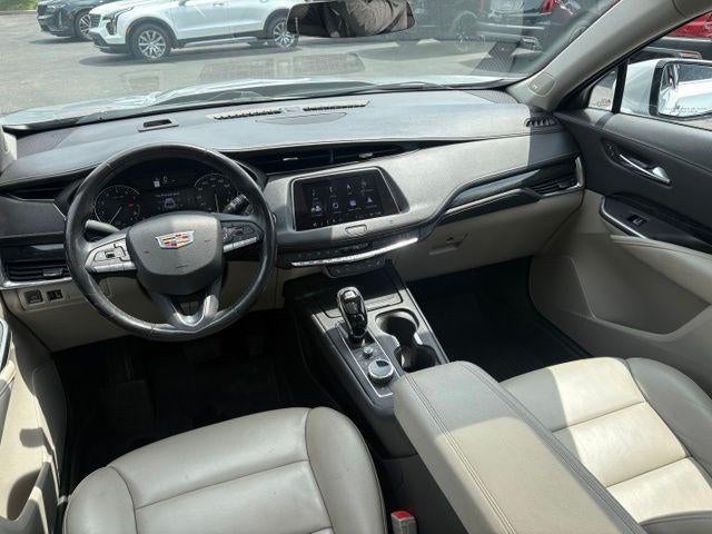 2021 Cadillac XT4 FWD Premium Luxury