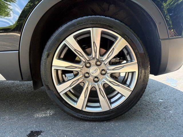2023 Cadillac XT4 AWD Premium Luxury