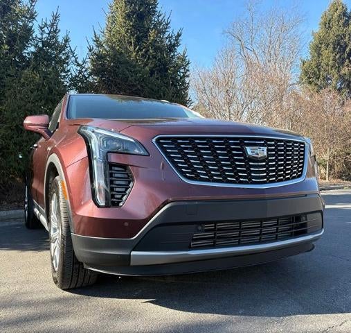 2023 Cadillac XT4 AWD Premium Luxury