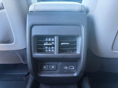 2023 Cadillac XT4 AWD Premium Luxury