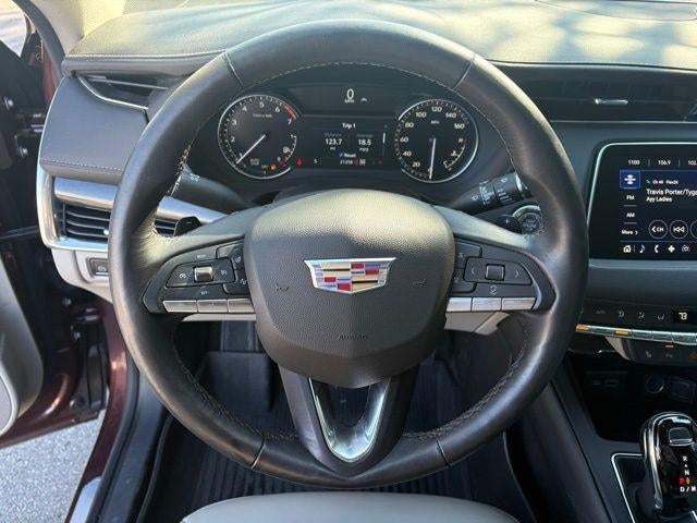 2023 Cadillac XT4 AWD Premium Luxury