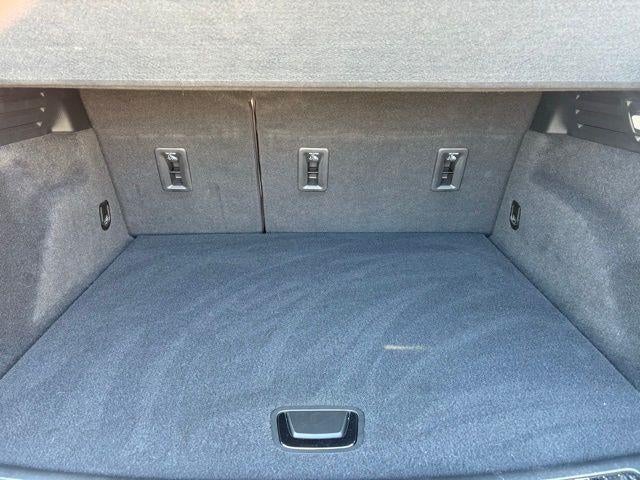 2023 Cadillac XT4 AWD Premium Luxury