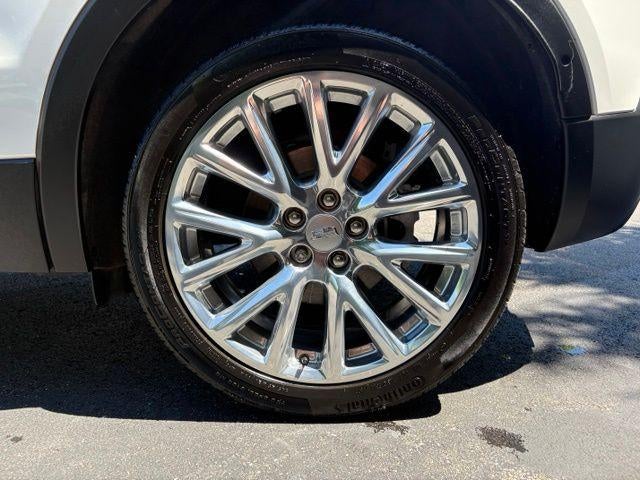 2023 Cadillac XT4 AWD Premium Luxury