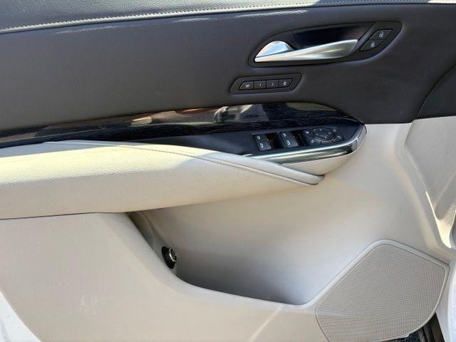 2023 Cadillac XT4 AWD Premium Luxury