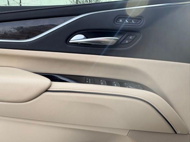 2022 Cadillac Escalade Premium Luxury