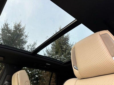 2022 Cadillac Escalade Premium Luxury