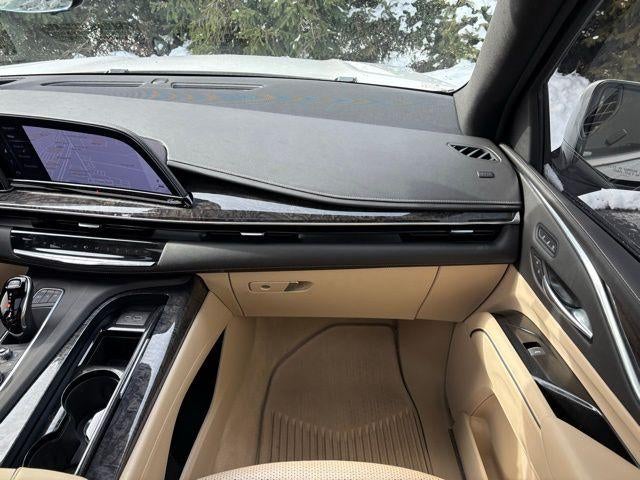 2022 Cadillac Escalade Premium Luxury