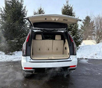 2022 Cadillac Escalade Premium Luxury