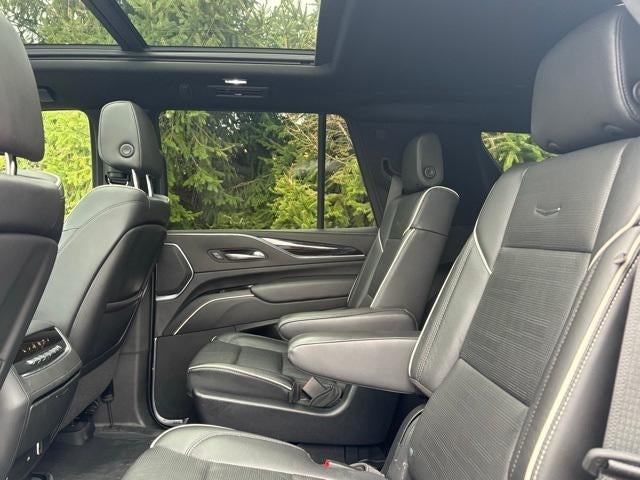 2022 Cadillac Escalade Sport