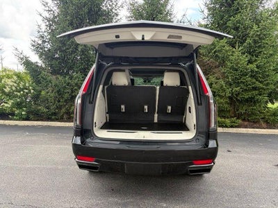 2024 Cadillac Escalade 4WD Sport Platinum
