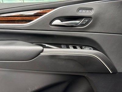 2023 Cadillac Escalade ESV 4WD Premium Luxury