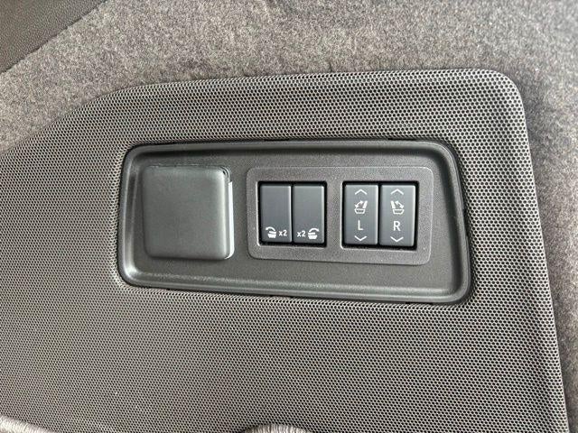 2026 Cadillac Escalade 4WD Luxury