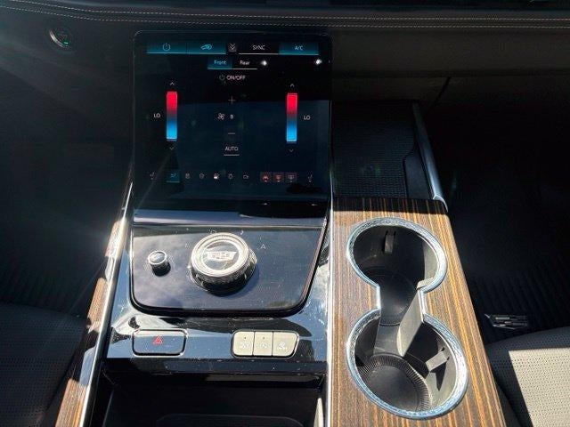 2026 Cadillac Escalade 4WD Luxury