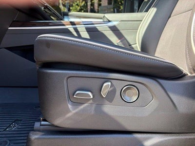 2026 Cadillac Escalade 4WD Luxury