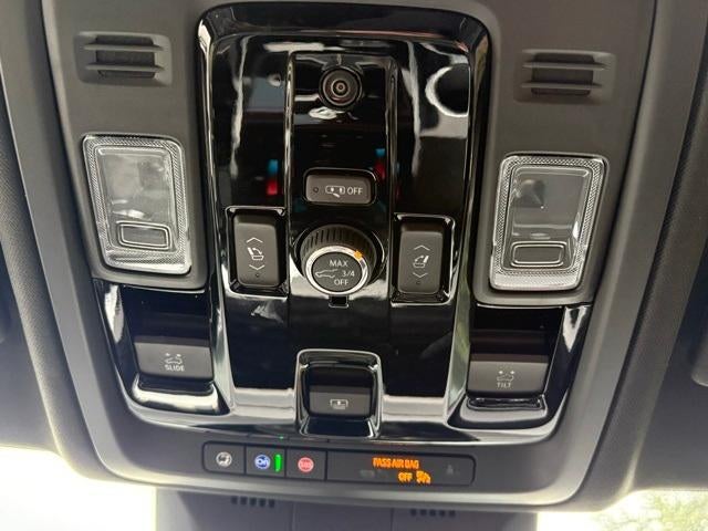 2025 Cadillac Escalade 4WD Sport