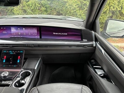 2025 Cadillac Escalade 4WD Sport