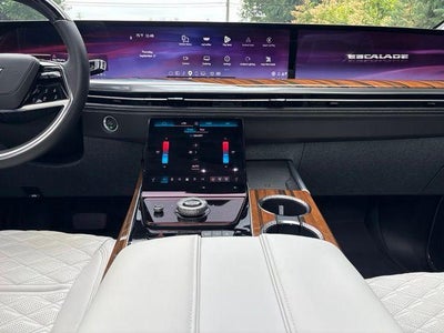 2025 Cadillac Escalade 4WD Sport Platinum