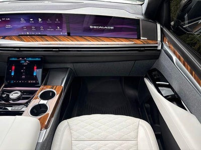 2025 Cadillac Escalade 4WD Sport Platinum