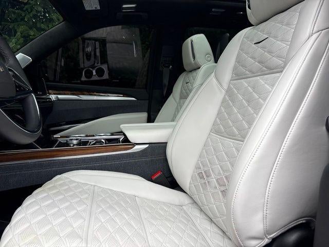 2025 Cadillac Escalade 4WD Sport Platinum