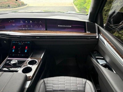 2025 Cadillac Escalade ESV 4WD Sport Platinum