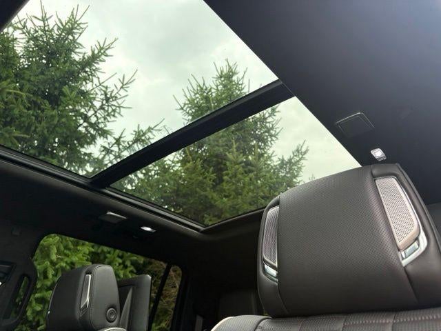 2025 Cadillac Escalade ESV 4WD Sport Platinum