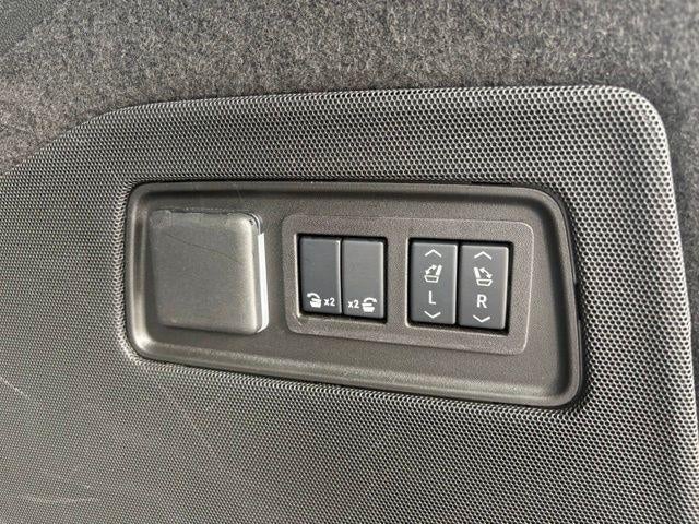 2025 Cadillac Escalade ESV 4WD Sport Platinum