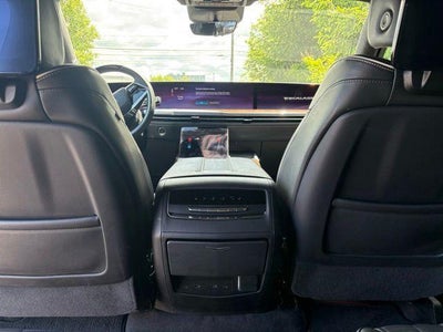 2025 Cadillac Escalade ESV 4WD Sport Platinum