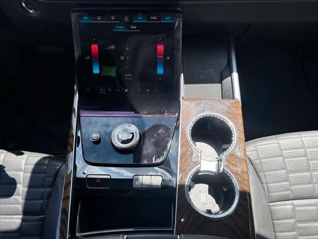 2025 Cadillac Escalade ESV 4WD Sport Platinum