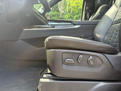 2025 Cadillac Escalade ESV 4WD Sport Platinum