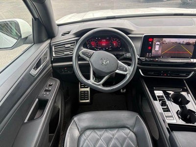 2024 Volkswagen Atlas Cross Sport 2.0T SEL Premium R-Line