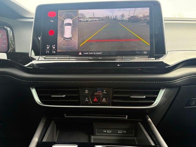 2024 Volkswagen Atlas Cross Sport 2.0T SEL Premium R-Line