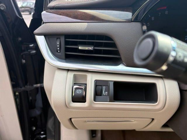 2016 Cadillac XTS Luxury Collection