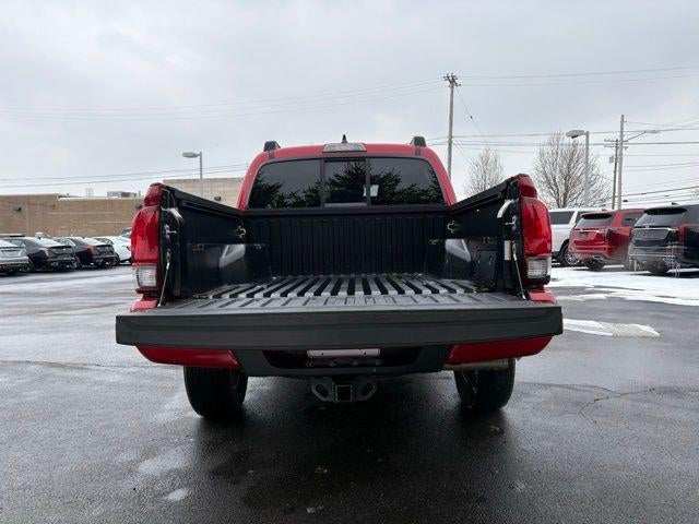 2022 Toyota Tacoma 4WD SR5