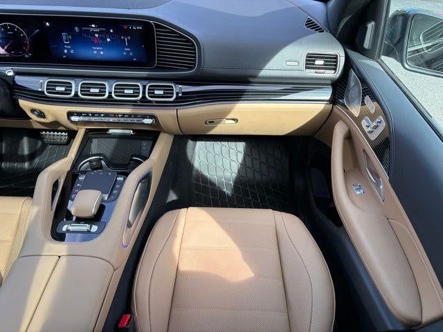 2025 Mercedes-Benz GLS 580