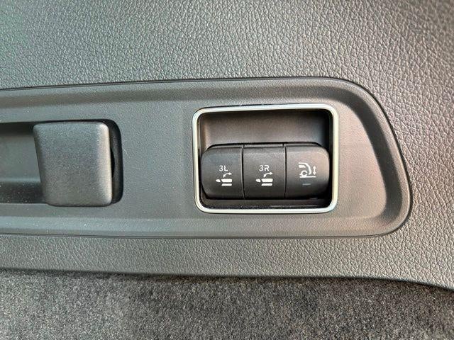 2025 Mercedes-Benz GLS 580