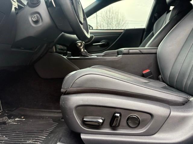 2021 Lexus ES F SPORT