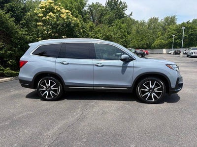 2022 Honda Pilot Touring 7-Passenger