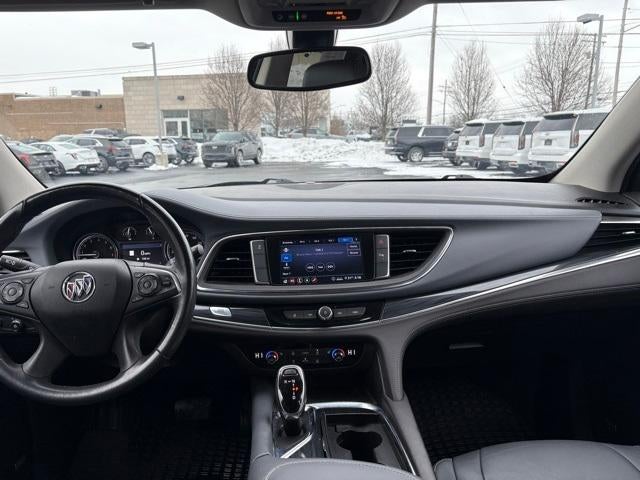 2021 Buick Enclave Essence