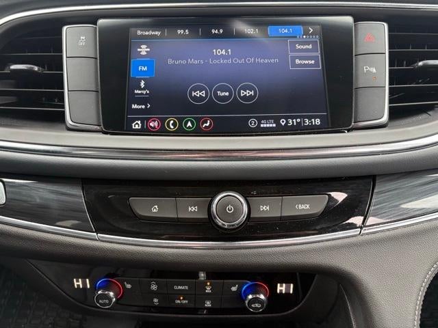 2021 Buick Enclave Essence