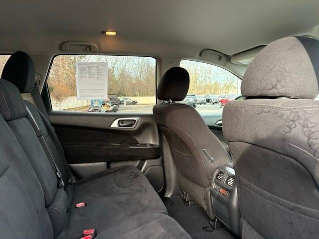 2016 Nissan Pathfinder S