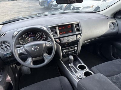 2016 Nissan Pathfinder S