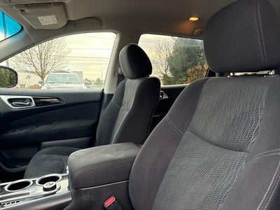 2016 Nissan Pathfinder S