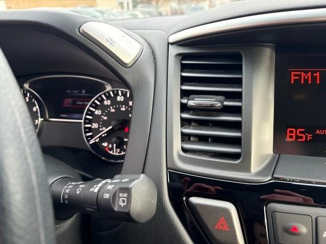 2016 Nissan Pathfinder S