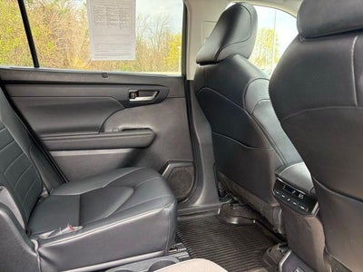 2023 Toyota Highlander XLE
