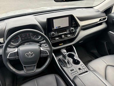 2023 Toyota Highlander XLE