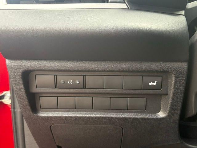 2024 Mitsubishi Outlander SE Black Edition w/Pano Roof