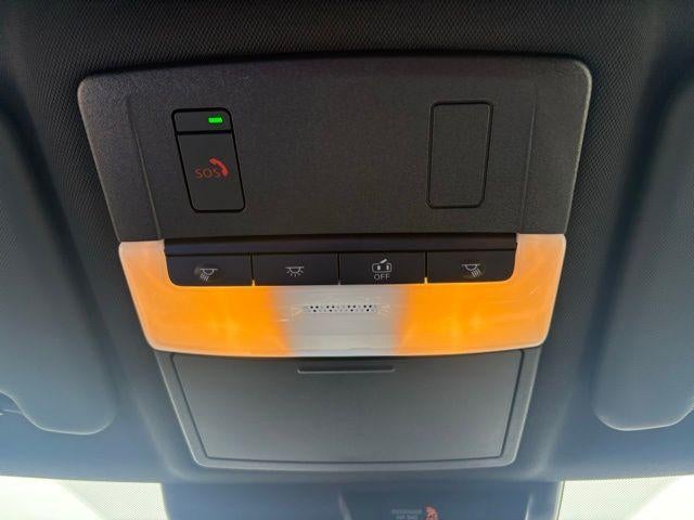 2024 Mitsubishi Outlander SE Black Edition w/Pano Roof