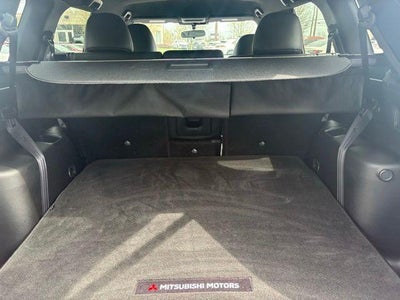 2024 Mitsubishi Outlander SE Black Edition w/Pano Roof